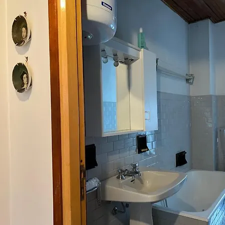 Trilocale Viale Bramafam 54 A Due Passi Dal Centro