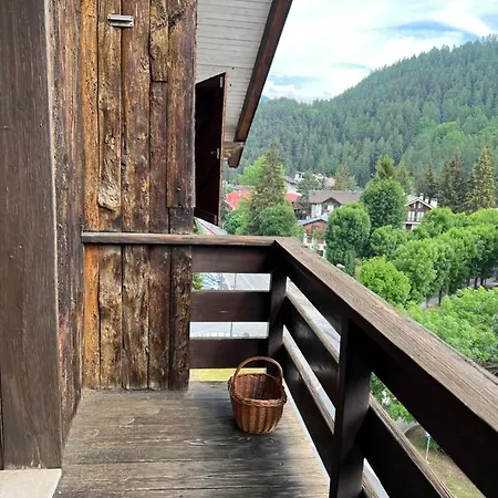 Trilocale Viale Bramafam 54 A Due Passi Dal Centro Apartment Bardonecchia